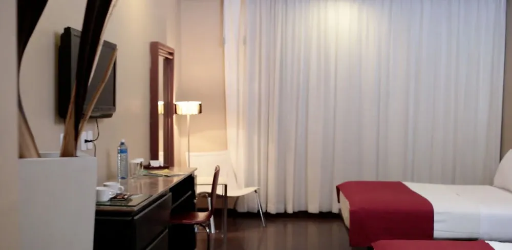 Hotel Celta Zapopan 4*,